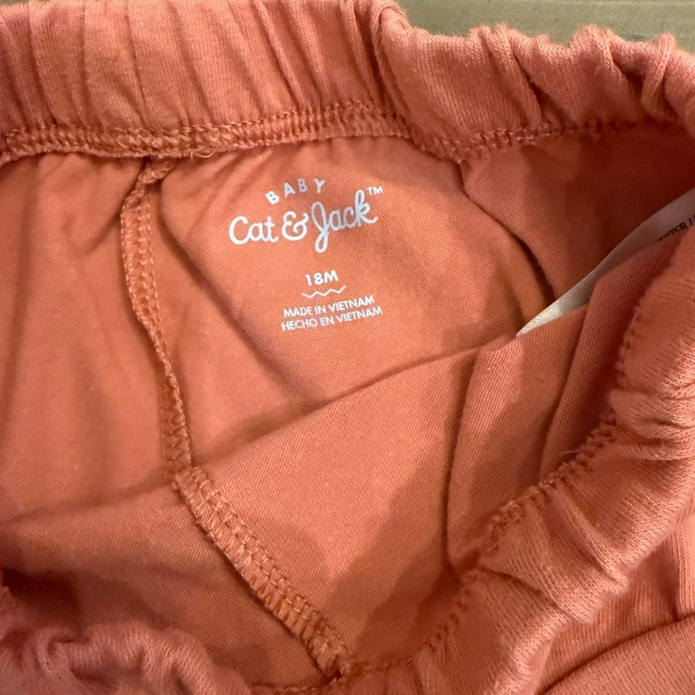 Old Navy baby girls shorts assorted - Coral, Rust, Tan